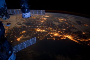 <p>Geoengineering&nbsp;would need&nbsp;strong and&nbsp;adaptive international institutions&nbsp;(Image by&nbsp;NASA)</p>