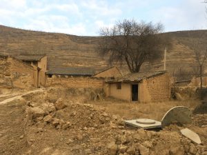 <p>In recent decades the average temperature has increased by more than 1°C in Xihaigu and rainfall has declined, putting more pressure on an already scarce water resource (Image: Kang Ning)</p>