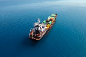 <p>图片来源：<a href="http://www.thinkstockphotos.co.uk/image/stock-photo-large-container-ship-at-sea-aerial-image/656086018/popup?src=history">liorpt</a></p>