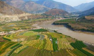 <p>The Lancang Mekong supports 70 million people living in the basin (Image: He Daming)</p>