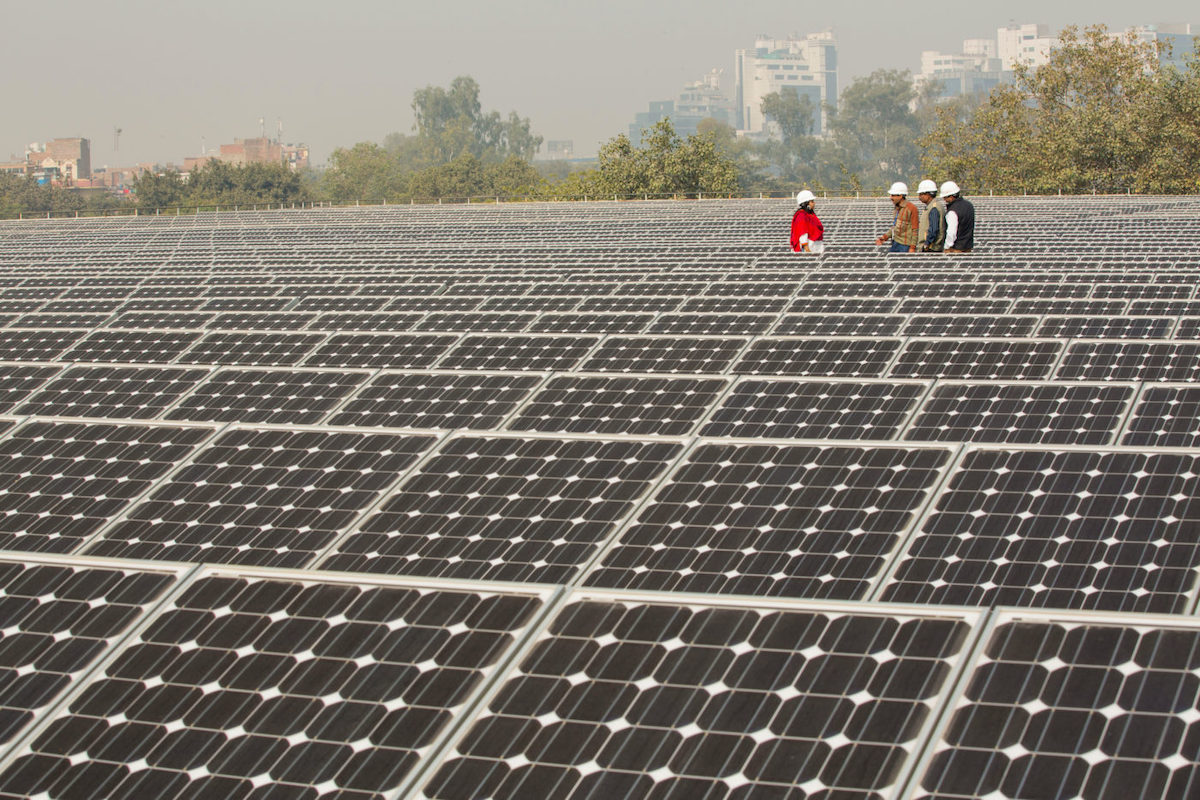 Solar-power-station-in-India-