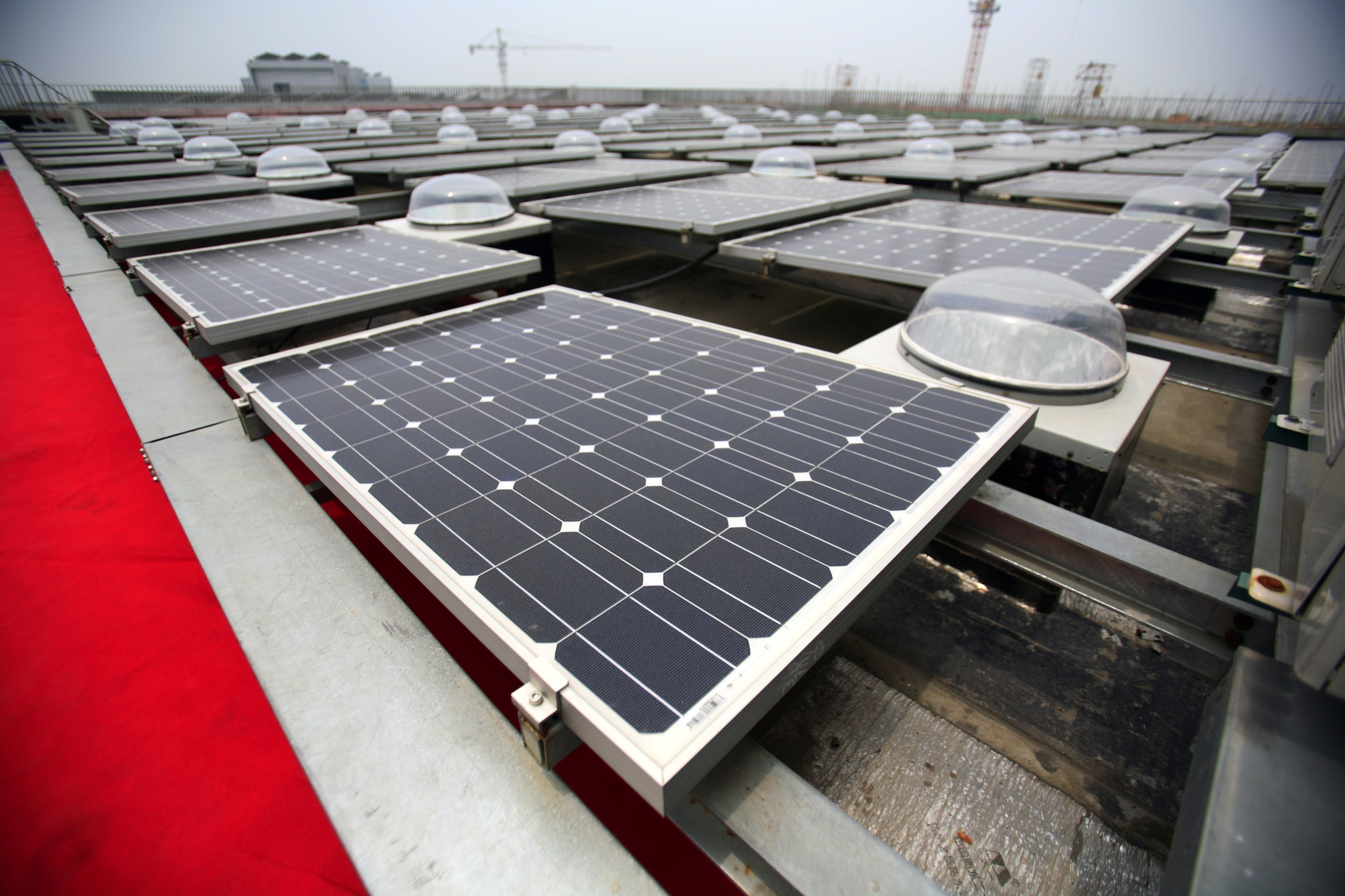 rooftop solar panels in Hanzhou, China